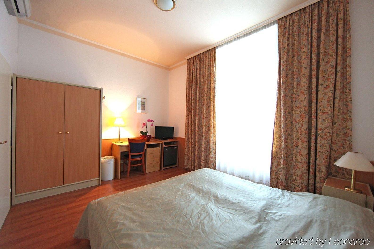 Marc Aurel Hotel 3*