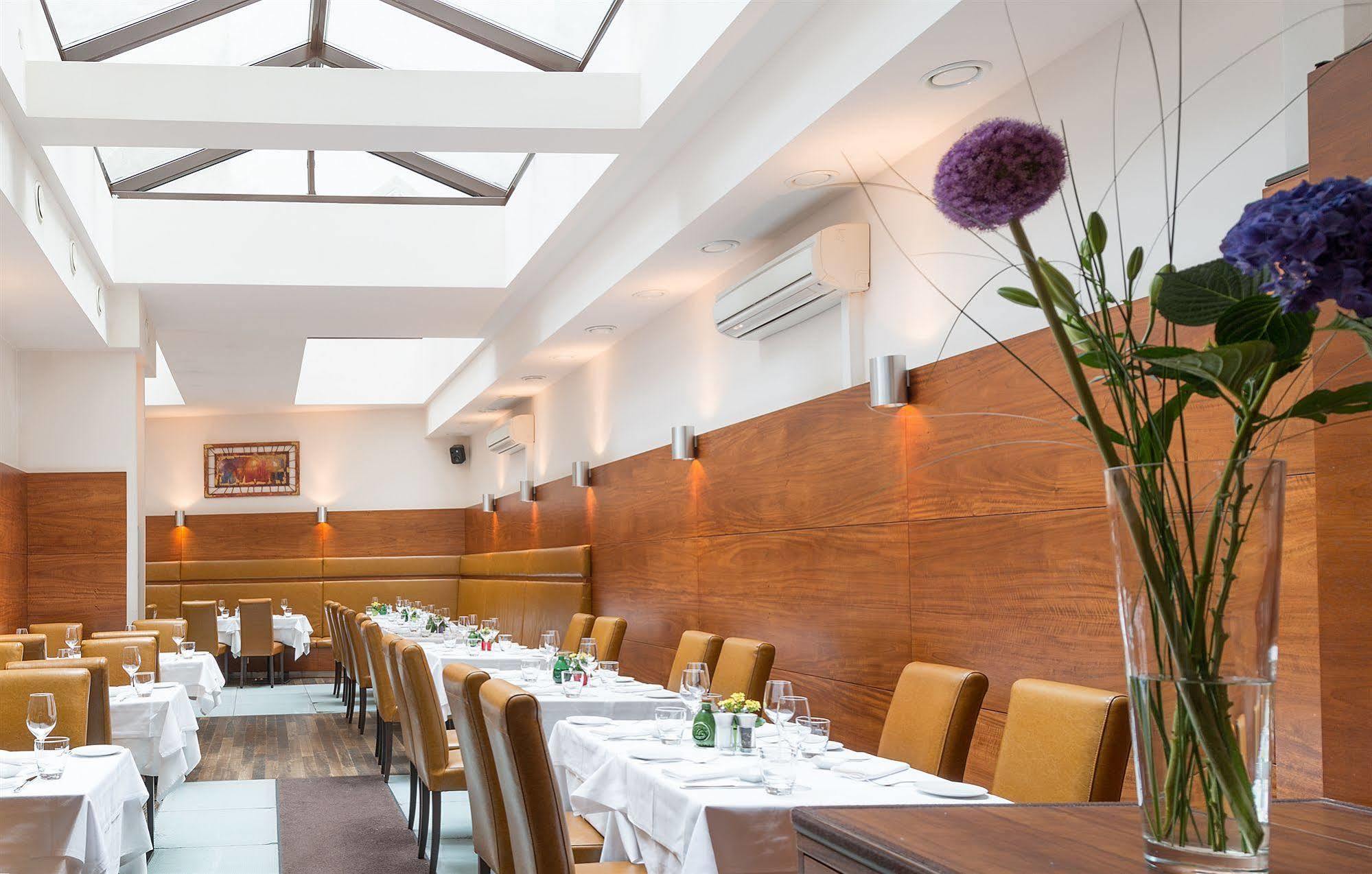 Hotel Marc Aurel - Center 3*